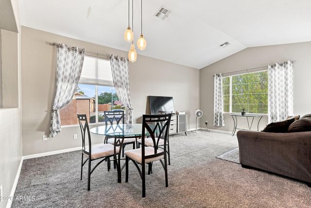 7625 W NORTHVIEW Avenue, Glendale, AZ 85303