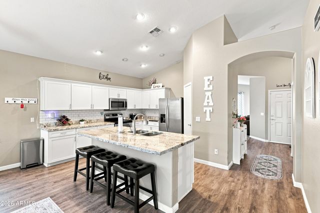 7625 W NORTHVIEW Avenue, Glendale, AZ 85303