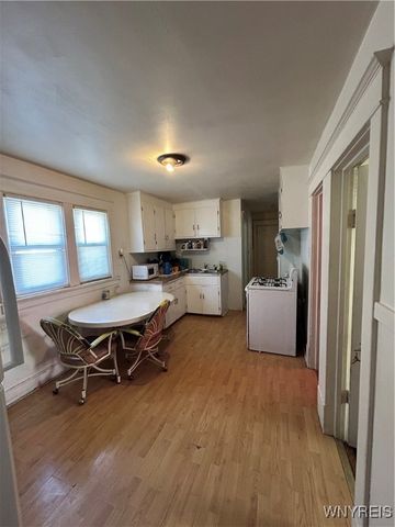 147 Wanda Avenue, Cheektowaga, NY 14211