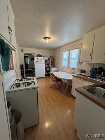 147 Wanda Avenue, Cheektowaga, NY 14211