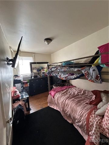 147 Wanda Avenue, Cheektowaga, NY 14211