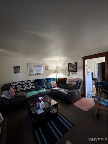 147 Wanda Avenue, Cheektowaga, NY 14211