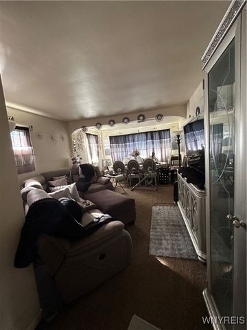 147 Wanda Avenue, Cheektowaga, NY 14211