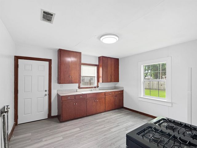 4228 Pasadena Dr, Baton Rouge, LA 70814