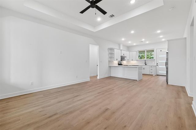 3911 Alberta Street, Houston, TX 77021