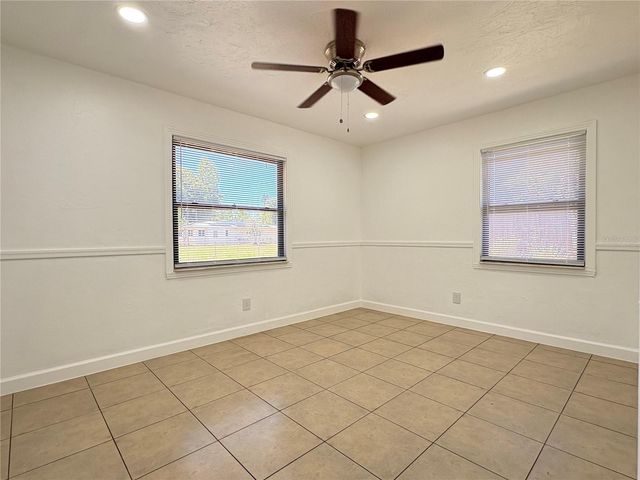 2847 OAK STREET, Sarasota, FL 34237