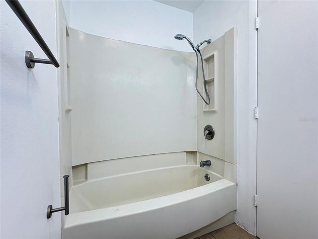 2847 OAK STREET, Sarasota, FL 34237