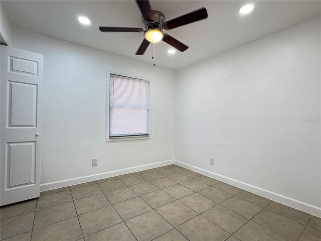 2847 OAK STREET, Sarasota, FL 34237