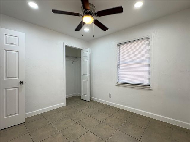 2847 OAK STREET, Sarasota, FL 34237