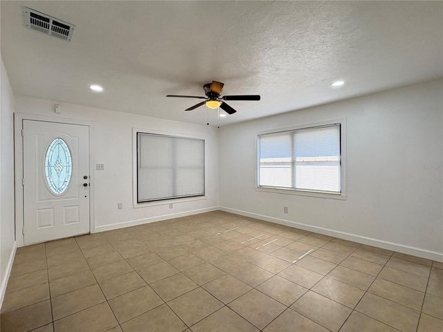 2847 OAK STREET, Sarasota, FL 34237