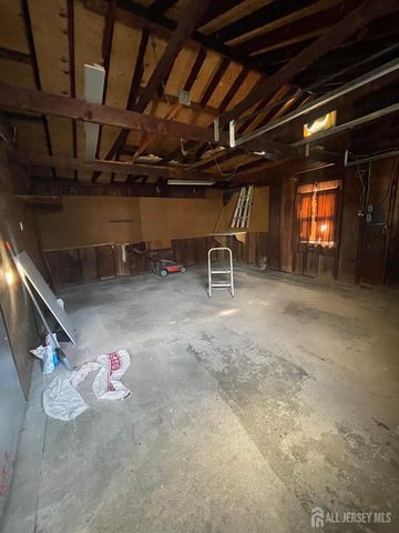 3 Pillar Drive, Sayreville, NJ 08879