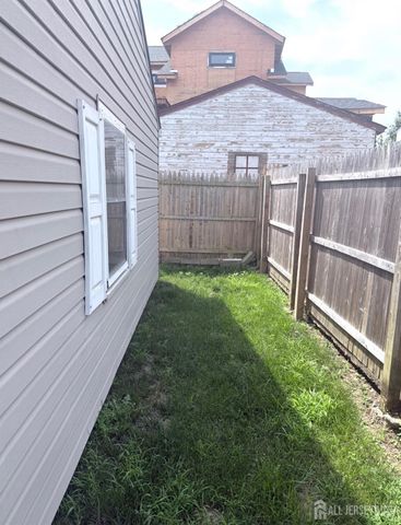 3 Pillar Drive, Sayreville, NJ 08879