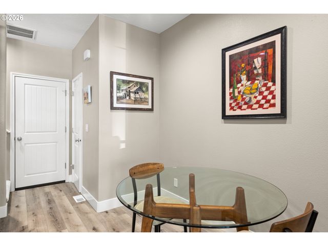 11993 Sw HORIZON Blvd, Beaverton, OR 97007