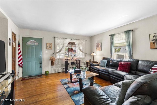 555 Main Street, Sayreville, NJ 08872