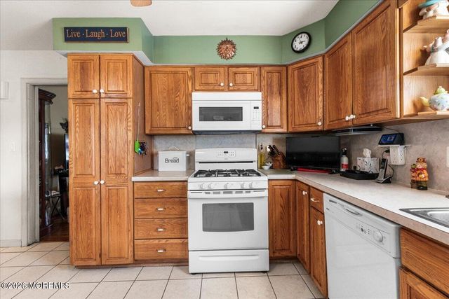 555 Main Street, Sayreville, NJ 08872