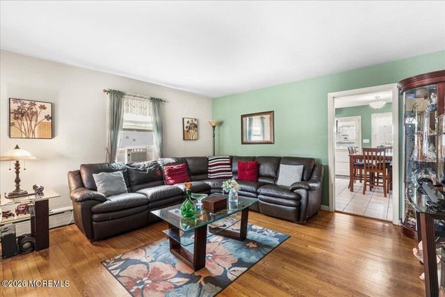 555 Main Street, Sayreville, NJ 08872