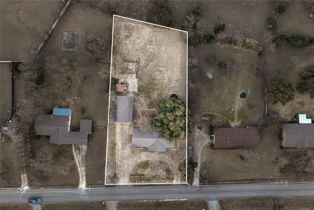 903 S Old Temple Road, Lorena, TX 76655