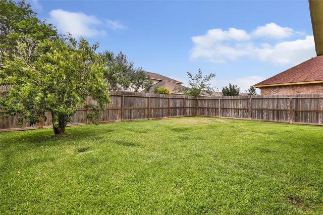 15835 Flagstone Walk Way, Houston, TX 77049