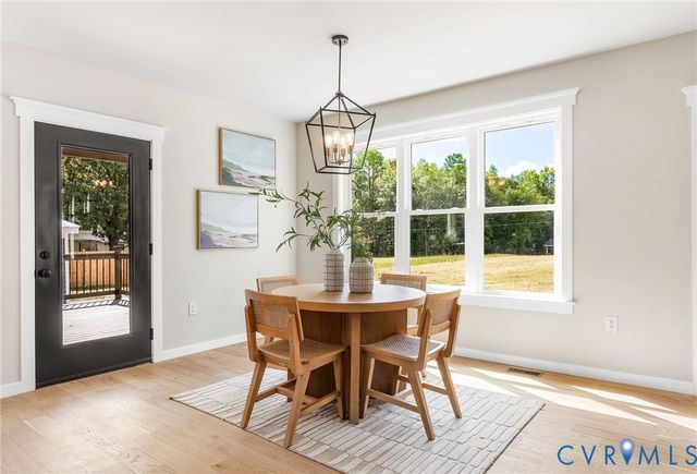 10601 Beaver Bridge Rd, Chesterfield, VA 23838