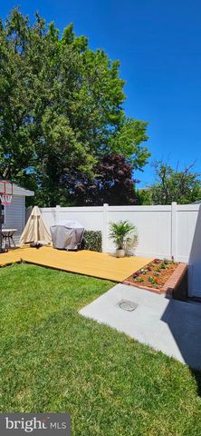 6414 LAWNDALE AVE, Philadelphia, PA 19111