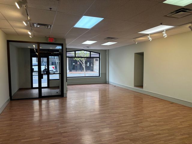 108 S WAYNE AVE, Waynesboro, VA 22980