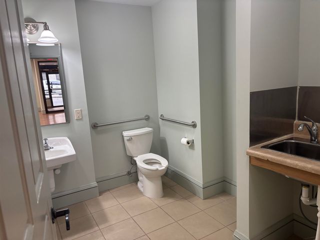 108 S WAYNE AVE, Waynesboro, VA 22980