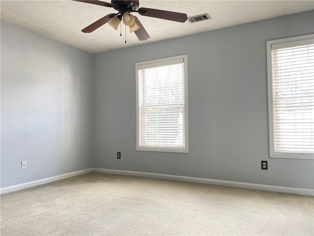 Image 12 of property listing at 795 Abbotts Mill Court 73, Johns Creek, GA 30097