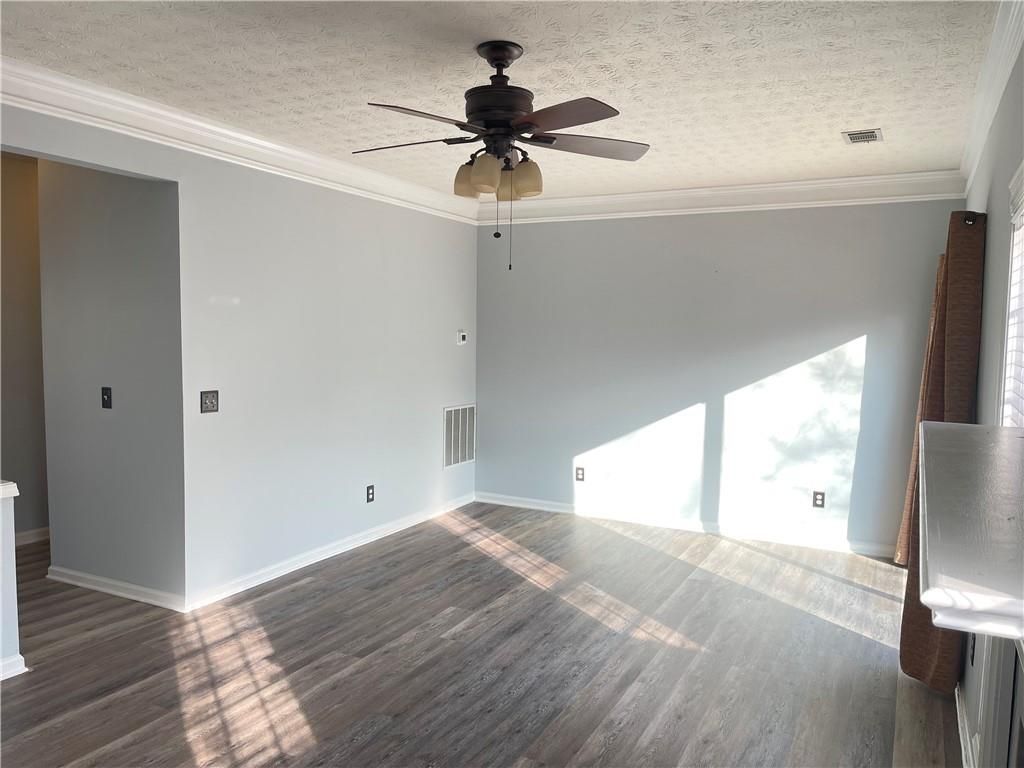 Image 2 of property listing at 795 Abbotts Mill Court 73, Johns Creek, GA 30097