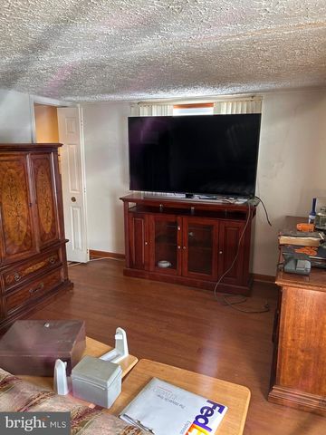 5416 LEWELLEN AVE, Baltimore, MD 21207