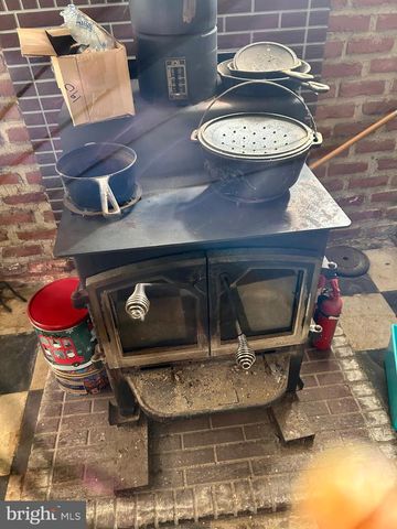 5416 LEWELLEN AVE, Baltimore, MD 21207