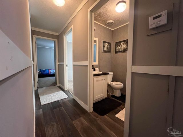 6923 Datura St, Milton, FL 32570