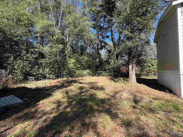 6923 Datura St, Milton, FL 32570