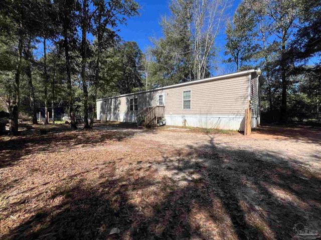 6923 Datura St, Milton, FL 32570