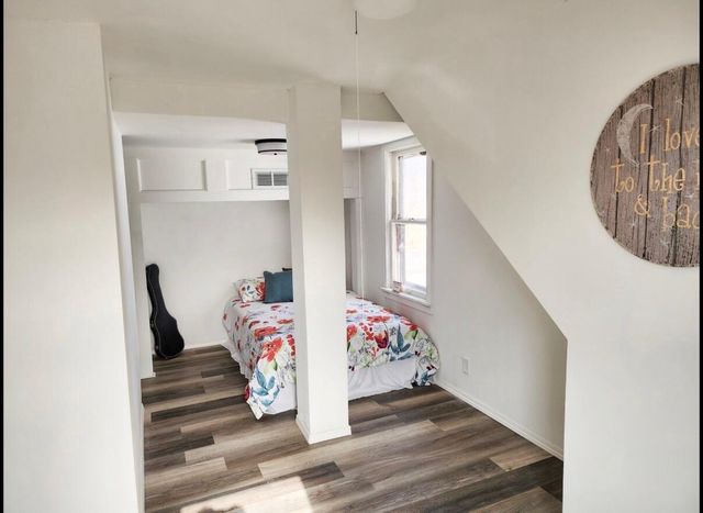 4235 W Fairmount AVENUE, Milwaukee, WI 53209