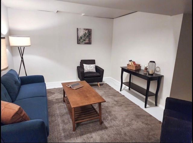 4235 W Fairmount AVENUE, Milwaukee, WI 53209