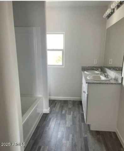 137 W BOBCAT Place, Casa Grande, AZ 85122