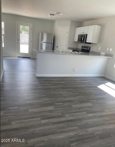 137 W BOBCAT Place, Casa Grande, AZ 85122