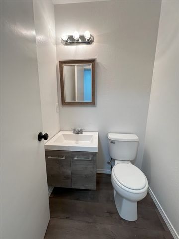 1666 Calle De Oriente Norte, Santa Fe, NM 87507