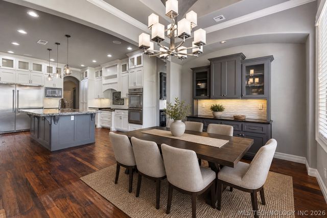 19063 E Twin Creeks Drive, Owasso, OK 74055