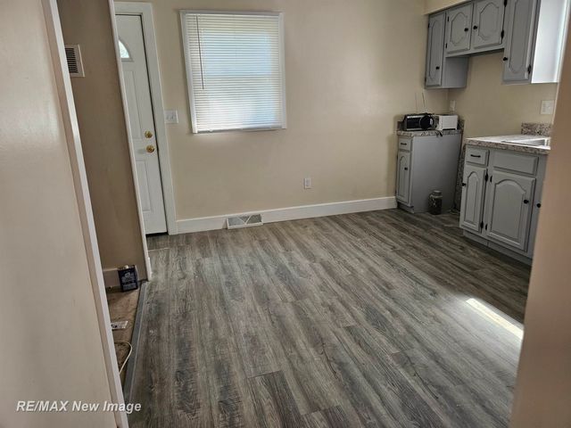 2126 Hammel Street, Saginaw, MI 48601