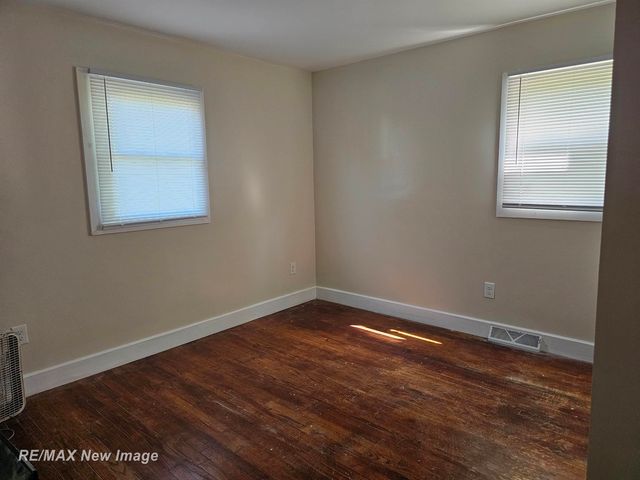 2126 Hammel Street, Saginaw, MI 48601