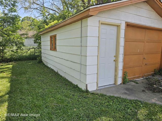2126 Hammel Street, Saginaw, MI 48601