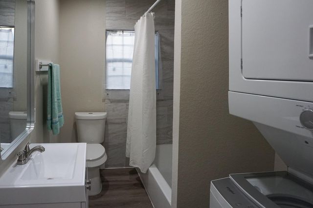 3703 Market Street 2, Houston, TX 77020