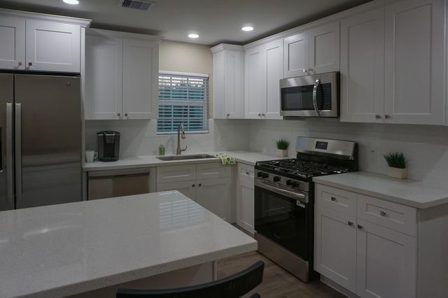 3703 Market Street 2, Houston, TX 77020