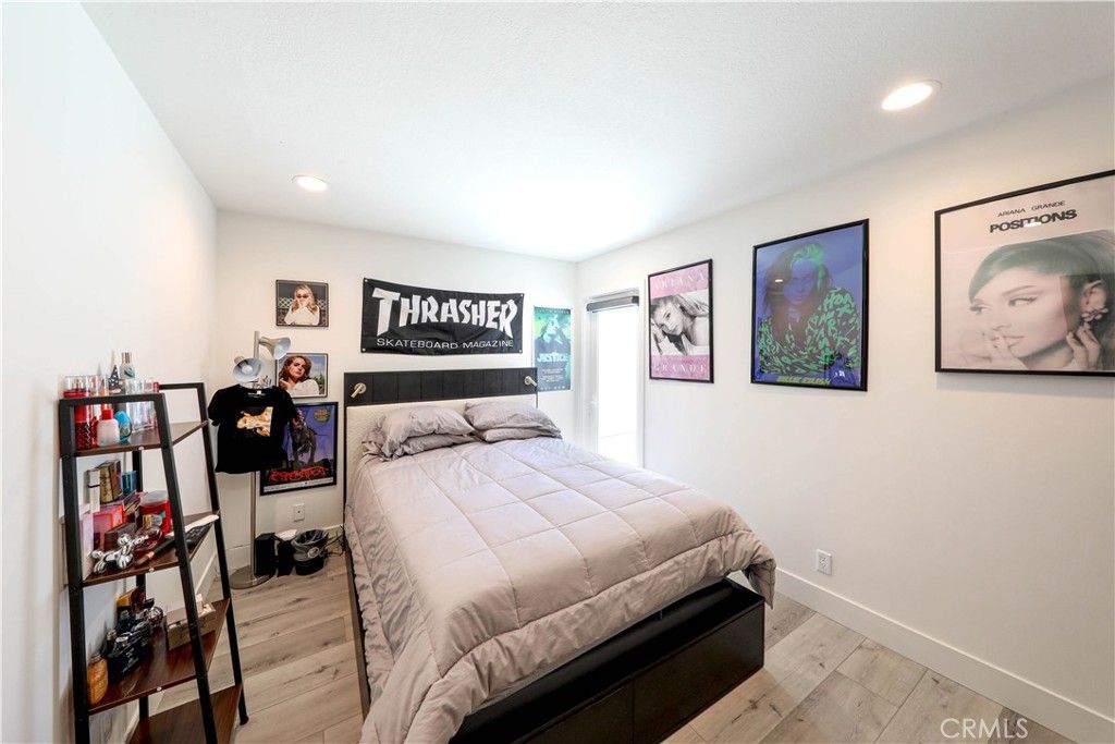 Image 15 of property listing at 503 Marguerite, Corona Del Mar, CA 92625