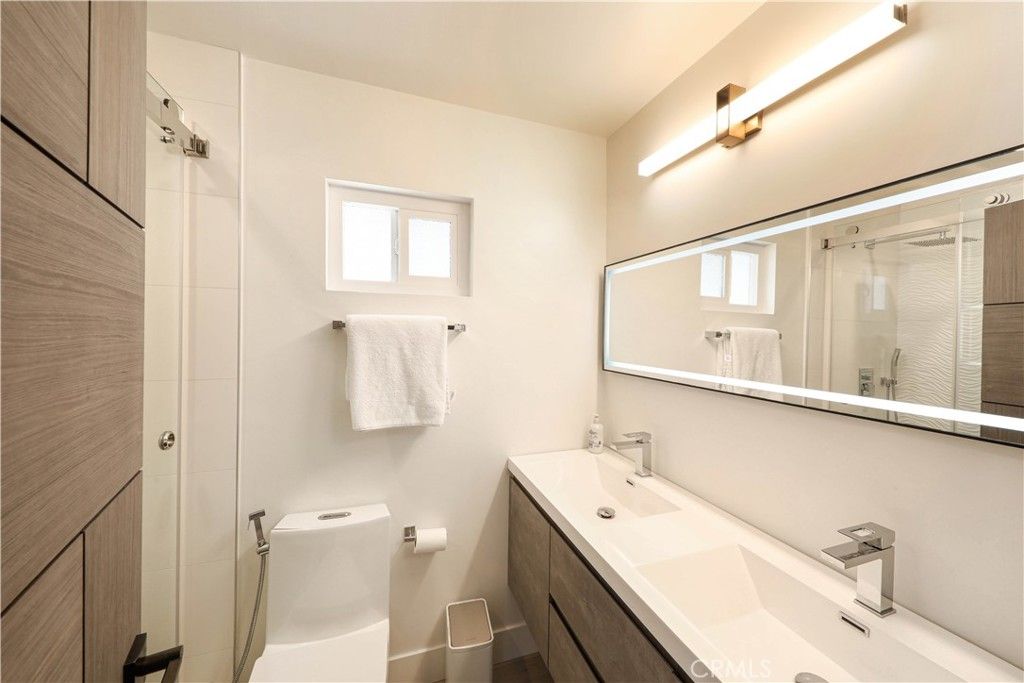 Image 17 of property listing at 503 Marguerite, Corona Del Mar, CA 92625