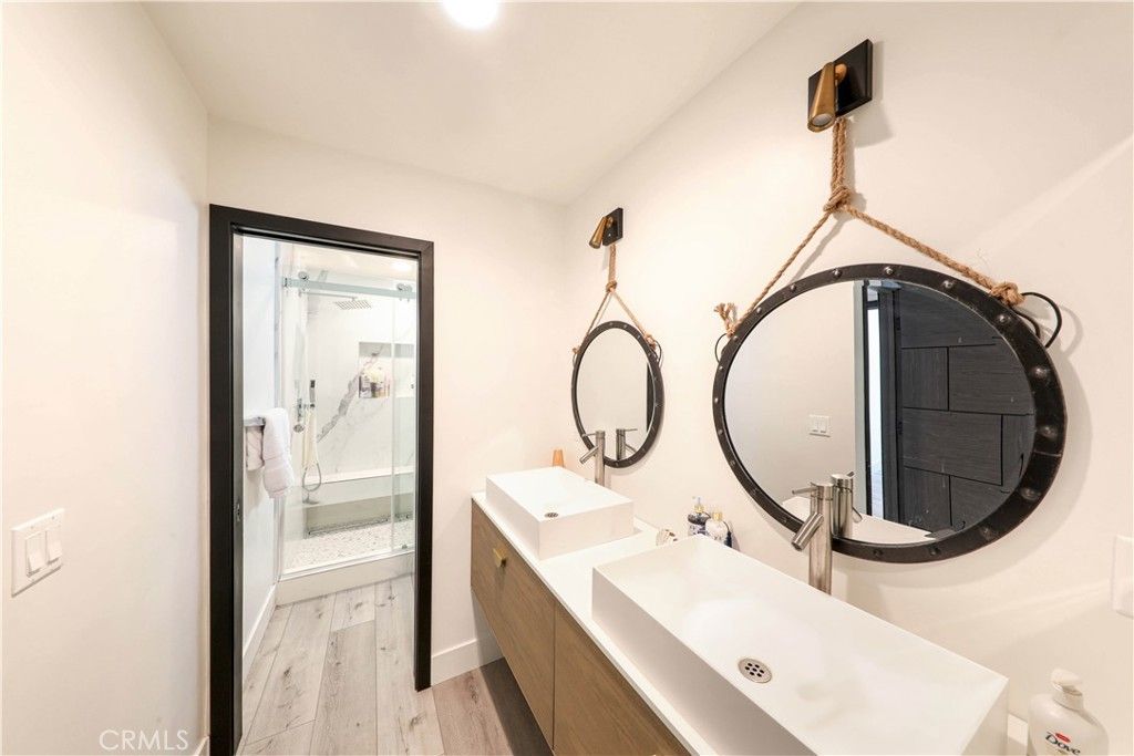 Image 21 of property listing at 503 Marguerite, Corona Del Mar, CA 92625