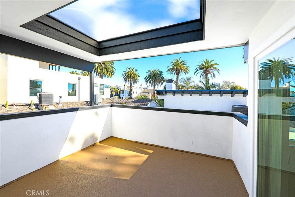 Image 42 of property listing at 503 Marguerite, Corona Del Mar, CA 92625