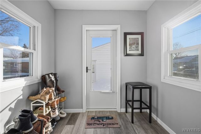 37 Richmond Avenue, Lancaster, NY 14086