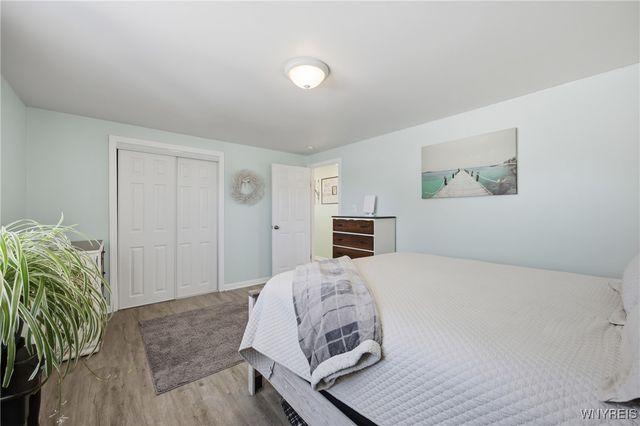 37 Richmond Avenue, Lancaster, NY 14086